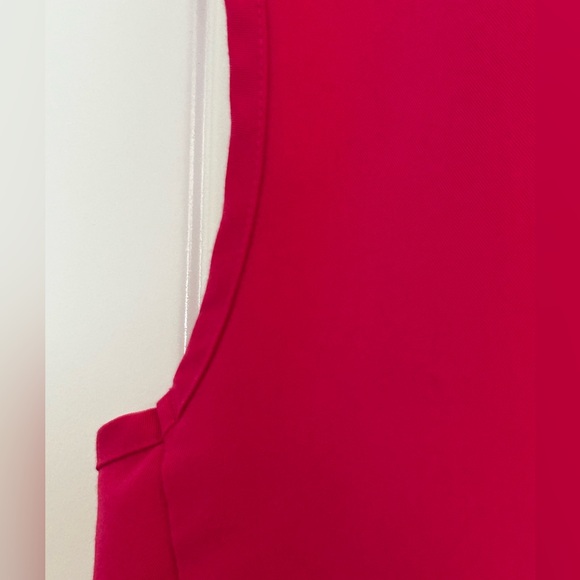 Oversized Figs Rafaela scrub top Shocking Pink - Picture 5 of 11